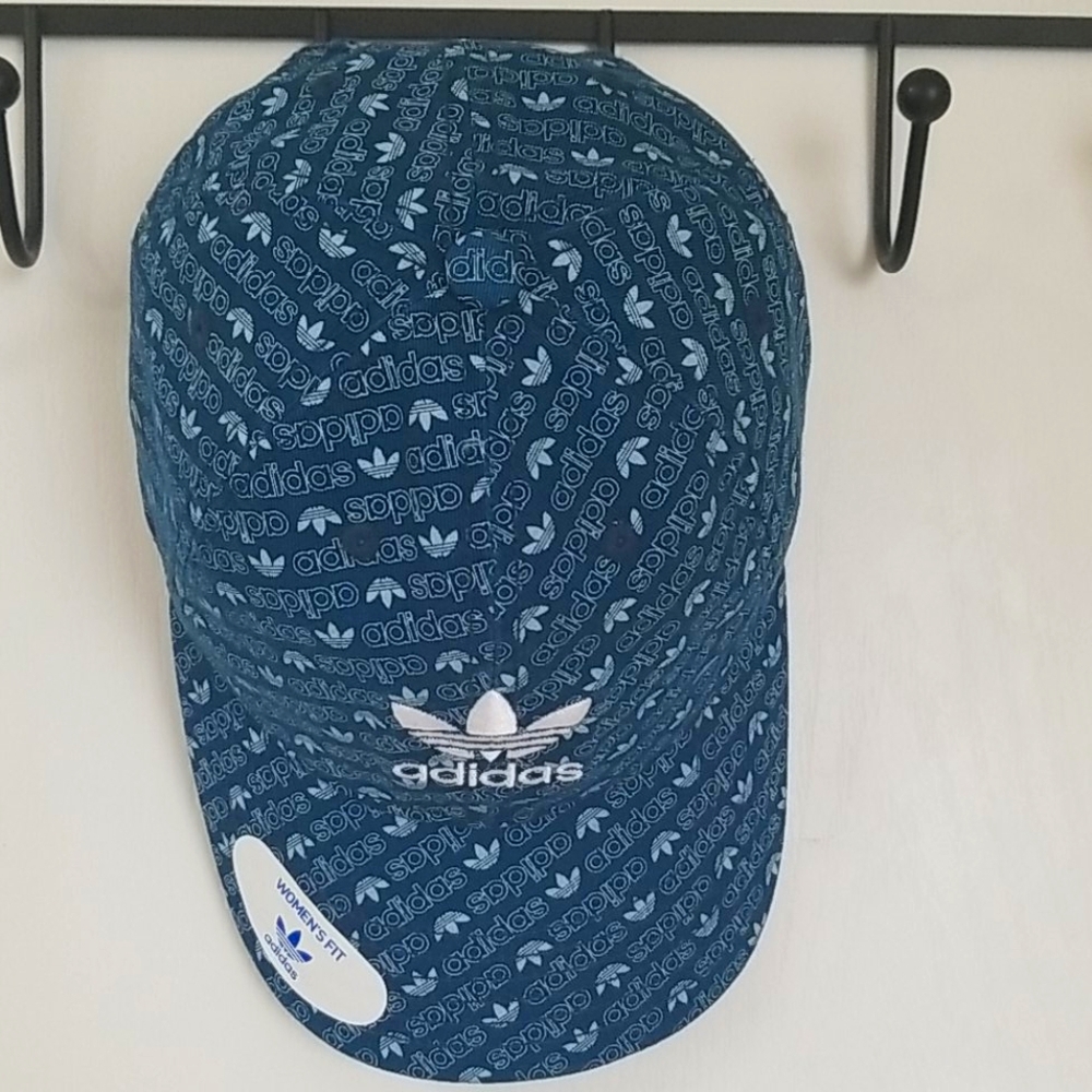 Adidas Hat NWT Spell Out Women One Size Fits Most